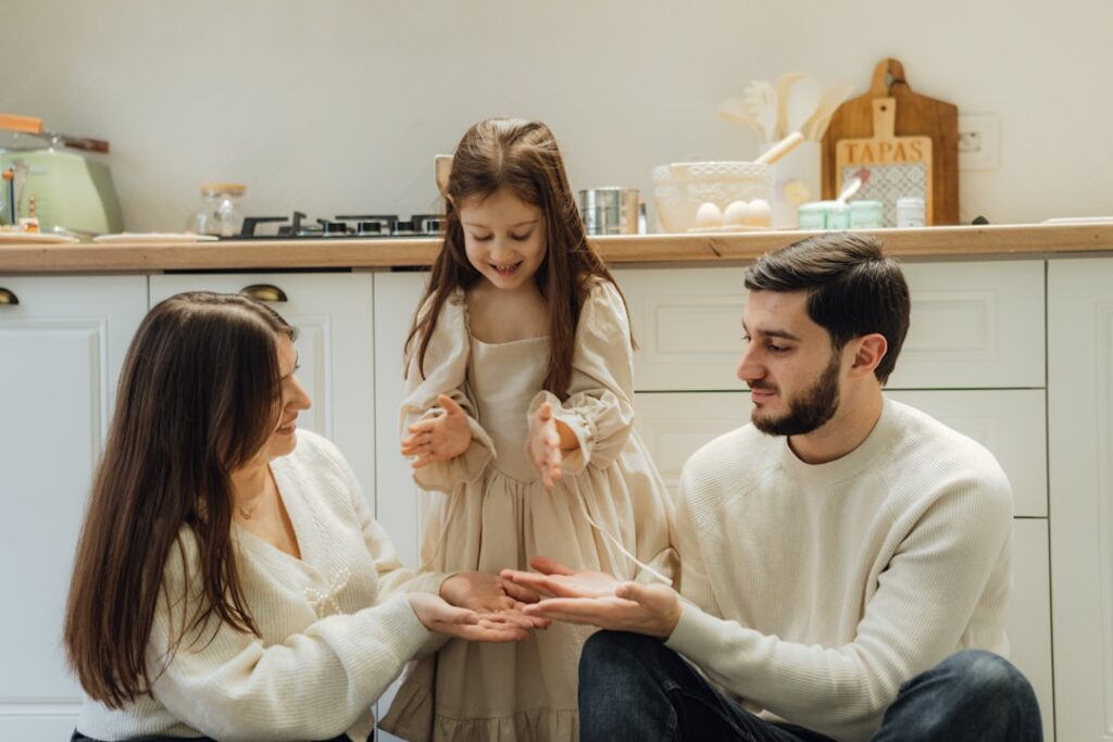 avocat spécialisé en droit de la famille, offrant des conseils juridiques et une prise en charge personnalisée pour les divorces, les gardes d'enfants, les pensions alimentaires et autres affaires familiales.