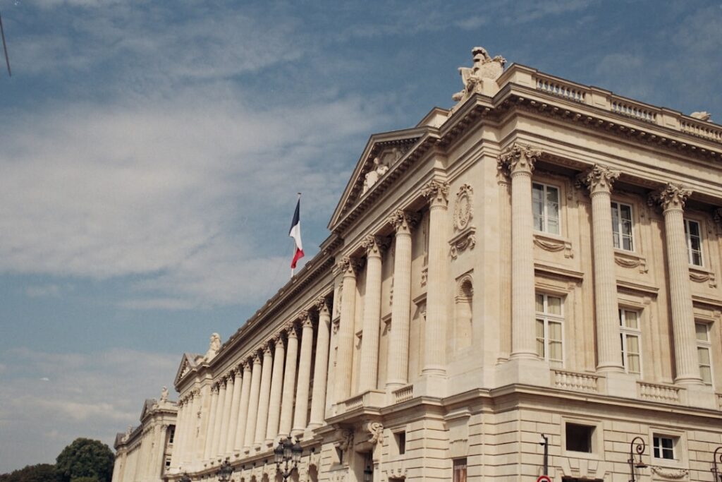 découvrez les réformes bancaires en france : enjeux, évolutions législatives et impact sur le secteur financier.