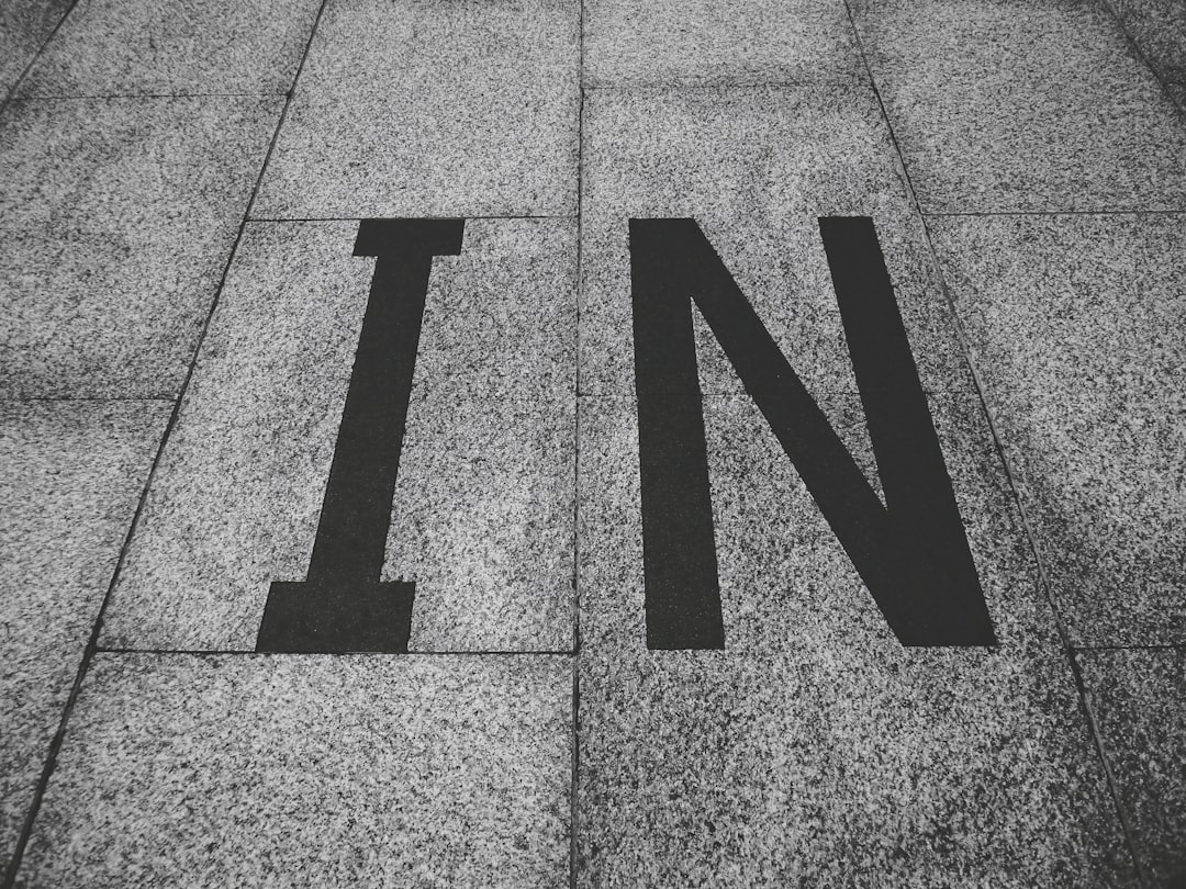 découvrez les fonctionnalités clés d'un intranet pour améliorer la communication, la collaboration et la productivité au sein de votre entreprise.