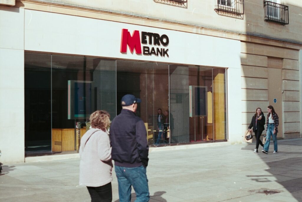 découvrez les services exclusifs de la banque privée, conçus pour gérer et valoriser votre patrimoine avec expertise et confidentialité.
