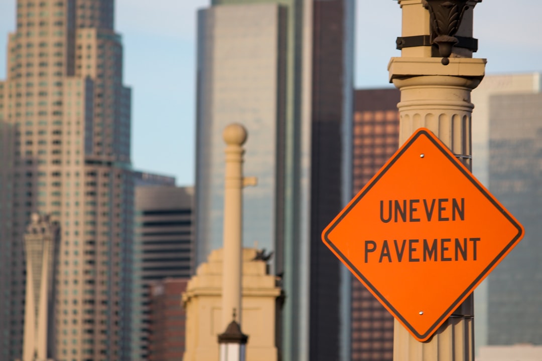 découvrez les solutions efficaces face au non-paiement des loyers par les locataires, comprenant conseils juridiques et démarches à suivre pour récupérer vos sommes dues.