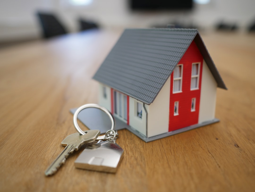 découvrez des conseils pratiques et essentiels pour réussir vos investissements immobiliers et optimiser vos transactions immobilières.